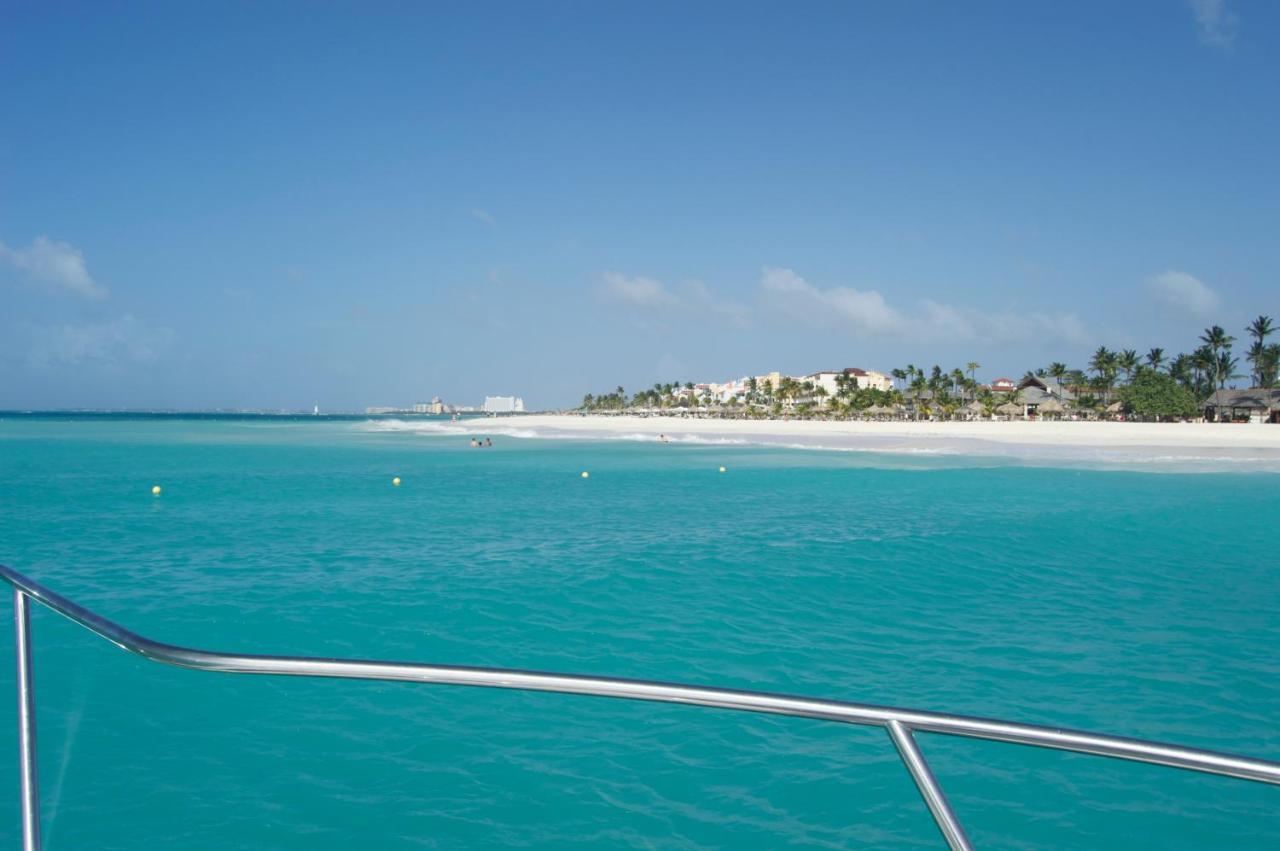 Yoyita Suites Aruba Villa Palm Beach Exterior foto